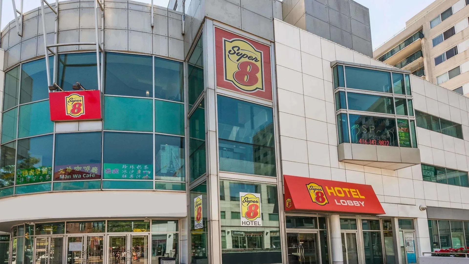 **  Super 8 By Wyndham Downtown Toronto Hotel Canadá