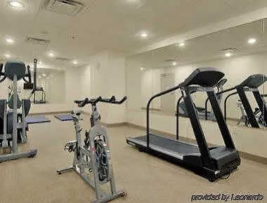 Super 8 By Wyndham Downtown Toronto Hotel